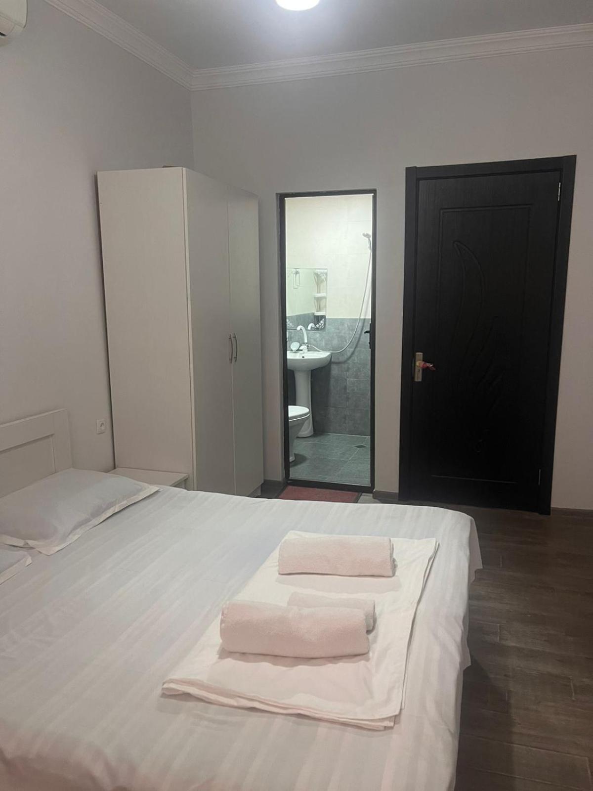 Lia Guest House كوبوليتي المظهر الخارجي الصورة