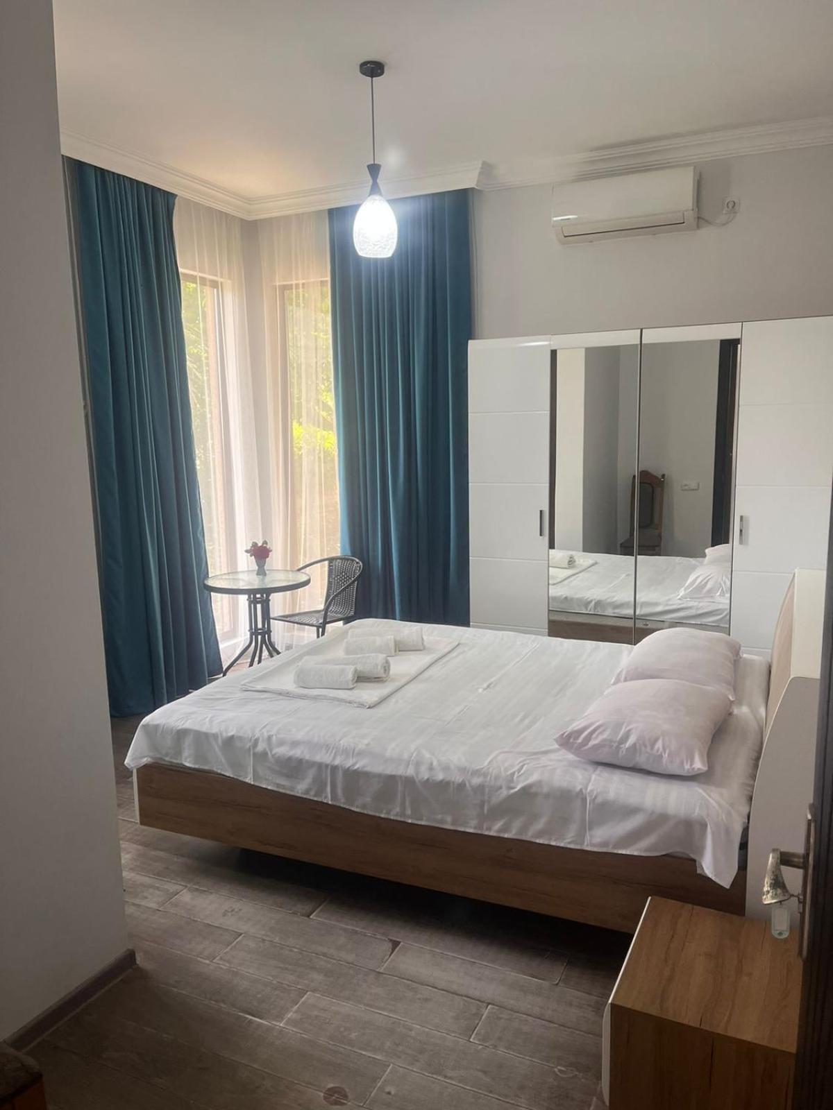 Lia Guest House كوبوليتي المظهر الخارجي الصورة