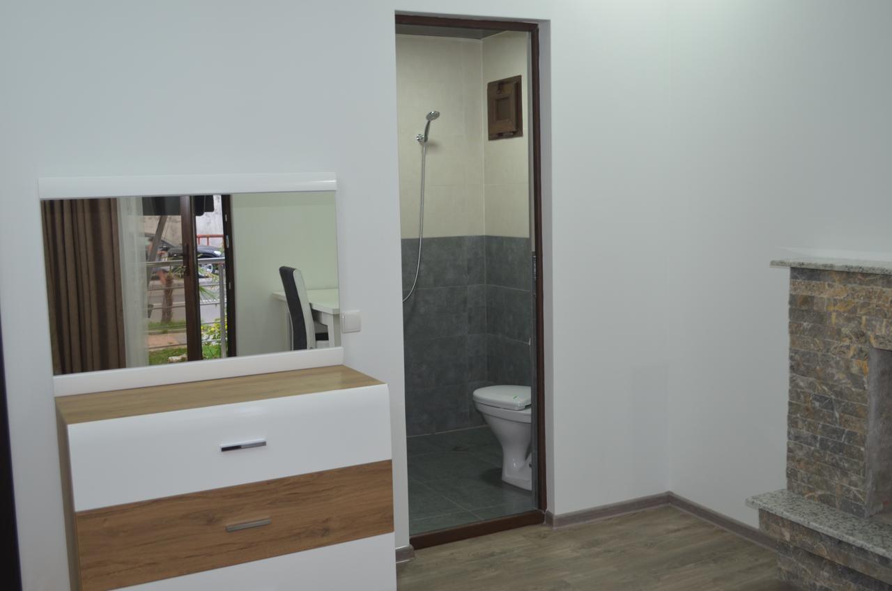 Lia Guest House كوبوليتي المظهر الخارجي الصورة