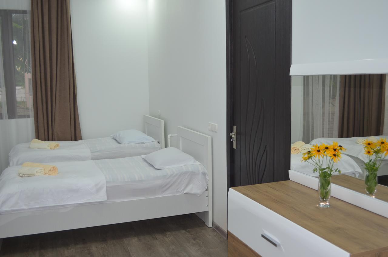 Lia Guest House كوبوليتي المظهر الخارجي الصورة